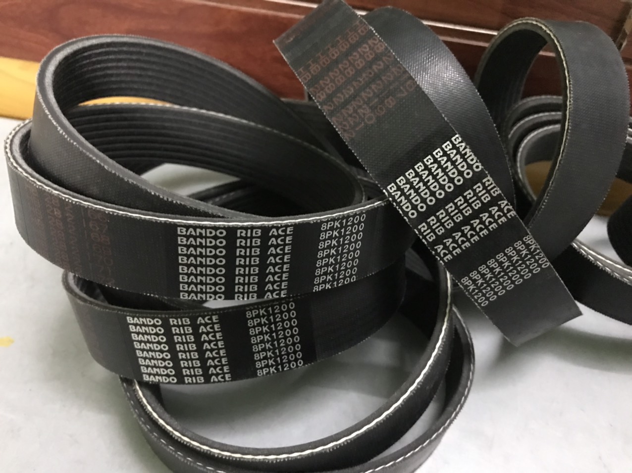 Tìm nhà phân phối dây curoa tại TPHCM